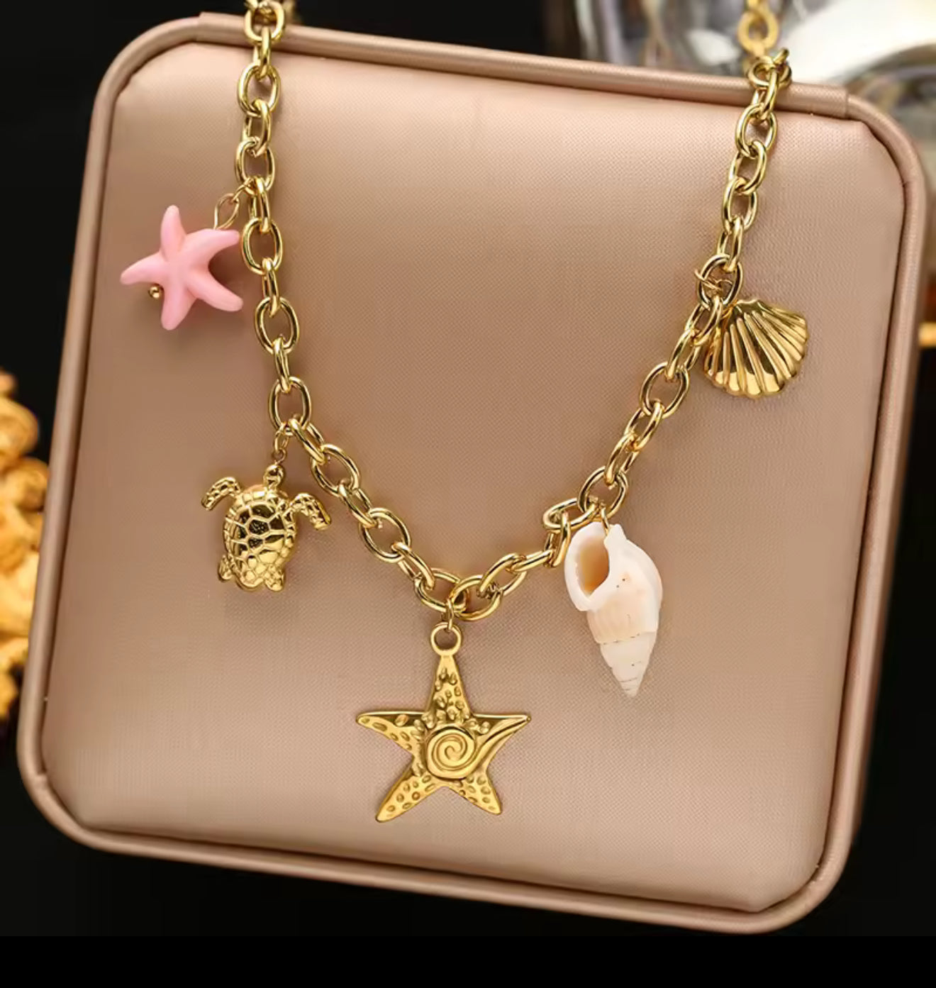 Collier Océan Étoile de Mer Tortue Coquillage Doré