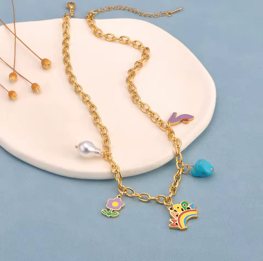 Collier Arc-en-Ciel Fleur Perle Chaussure Doré