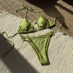 Maillot de Bain 2 Pièces Taille Haute Boucle Métal