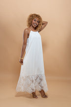 Robe Coton Blanc Broderie Bretelles Perles - Élégante