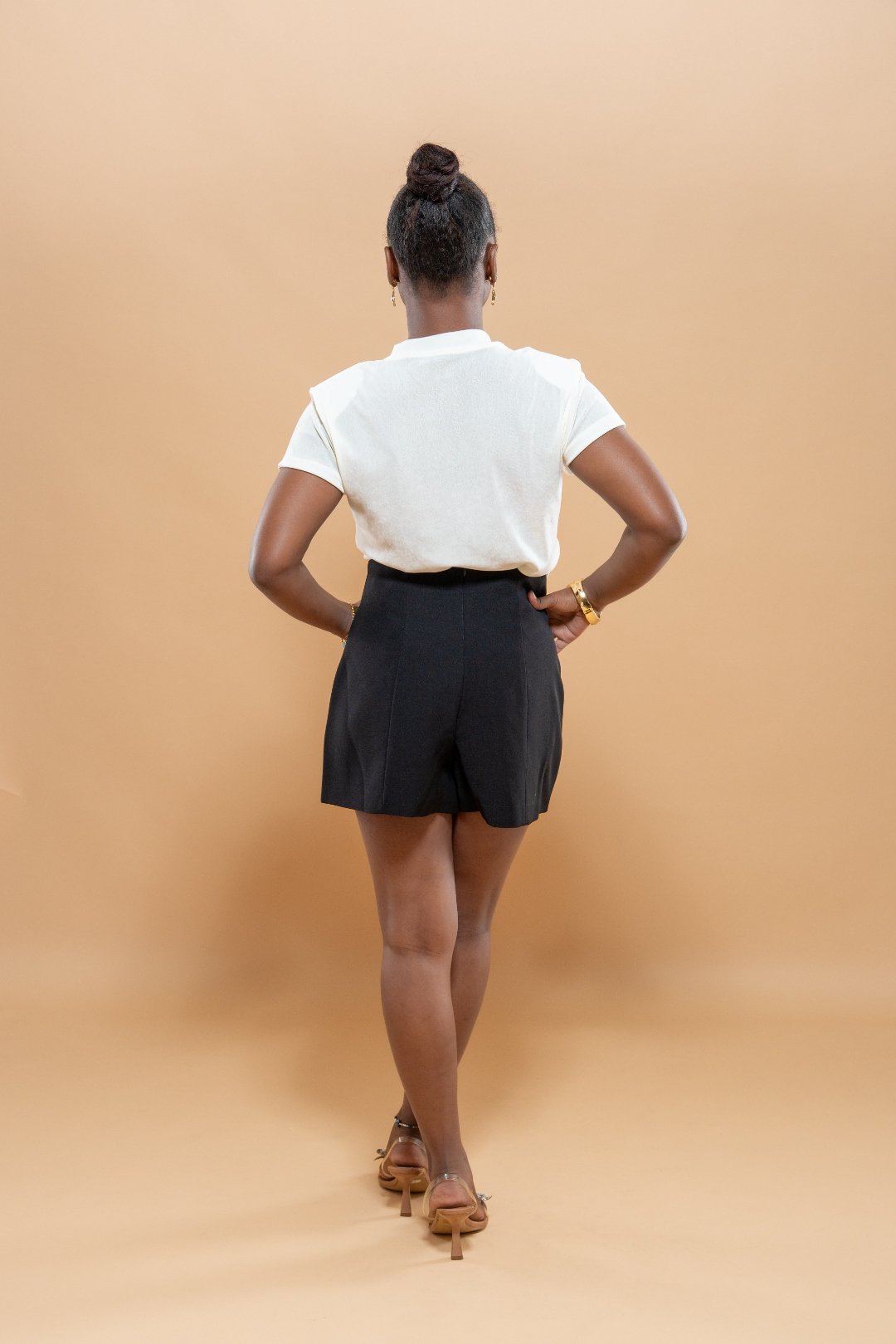 Short Taille Haute Jambes Larges - Blanc/Noir/Marron